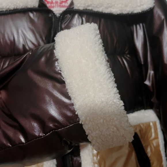 Levi’s Winter Puffer Jacket - Picture 10 of 11